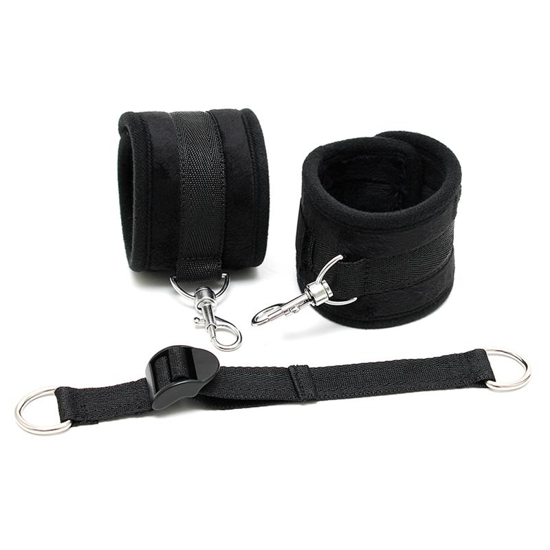 Rimba Bondage Play Esposas para Tobillos Con Correa Elastica Color Negro